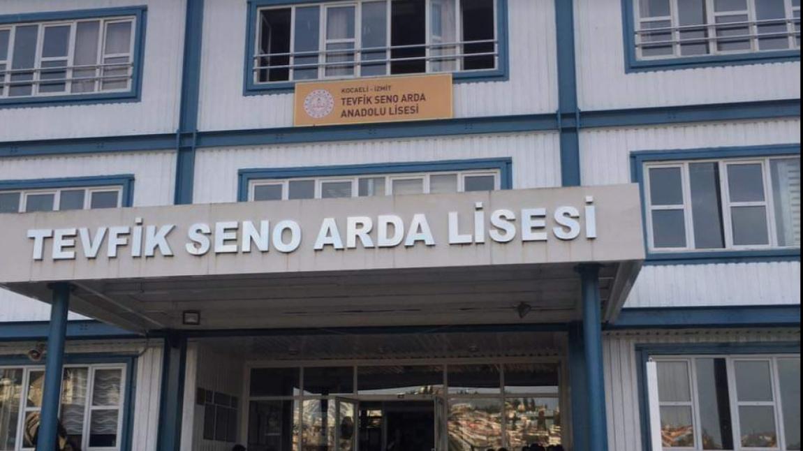 Tevfik Seno Arda Anadolu Lisesi Fotoğrafı